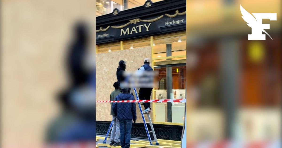 17 octobre : des commerces se barricadent en prévision de la mobilisation