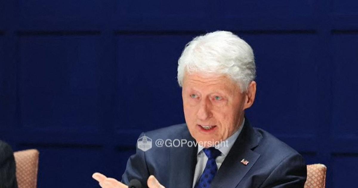 Bill Clinton s’explique sur une photo de lui dans un jacuzzi lors de son audition sur l’affaire Epstein