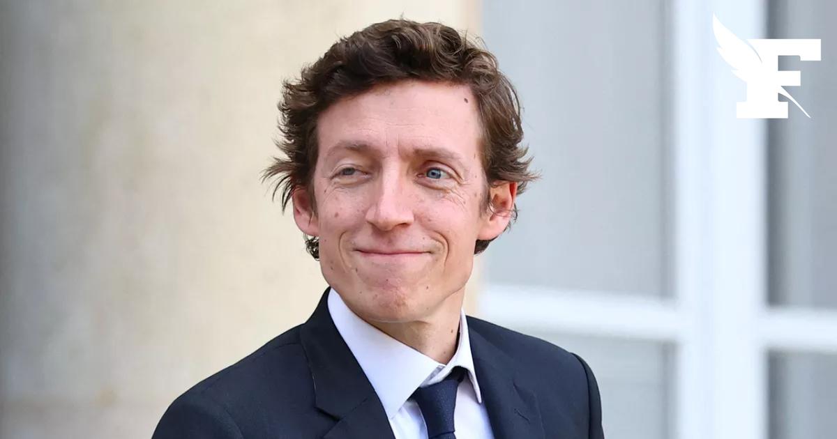 Professeur poignardée à Sanary-sur-Mer: suivez la conférence de presse du ministre de l'Éducation