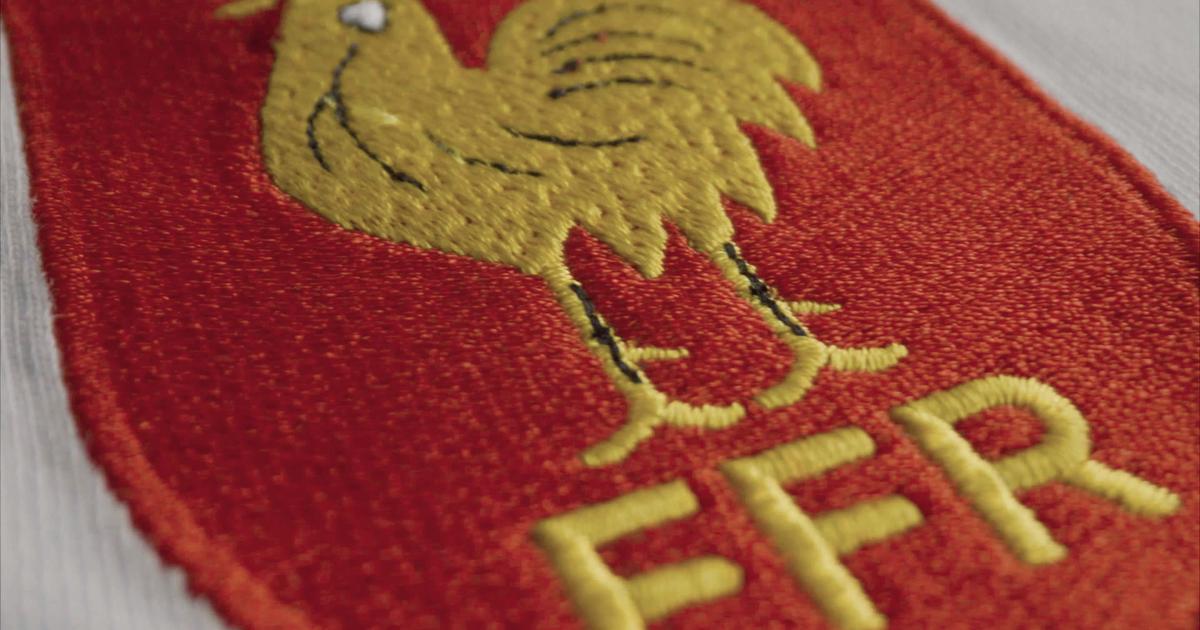 Rugby: les joueuses du XV de France de 1982 récupèrent un maillot emblématique
