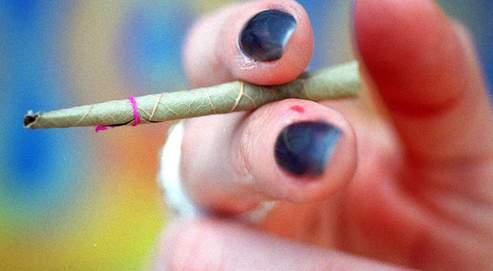 beedees cigarette Bidis: The Hand-Rolled Cigarettes That Keep More Than Four Million Indians Employed beedees cigarettes Unhealthy and Unregulated: