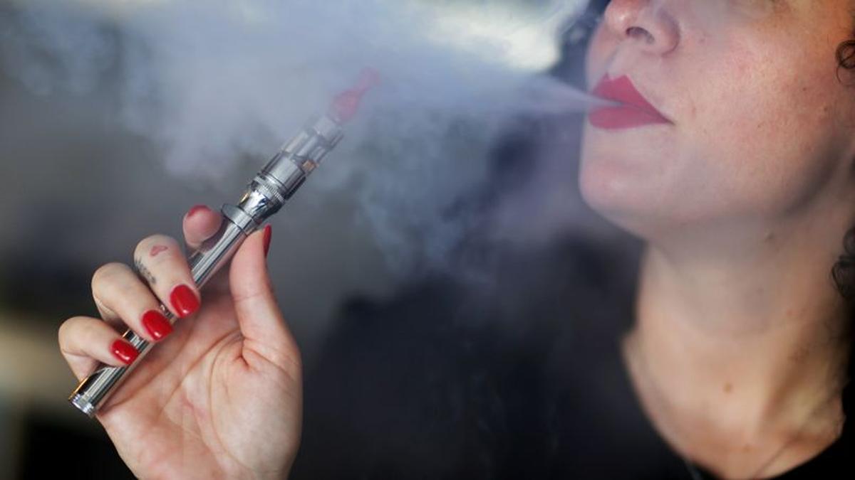 Le Haut Conseil de la sant publique veut interdire le vapotage dans les  lieux collectifs