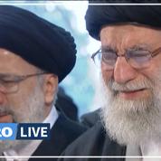 Iran: le guide suprême pleure lors d'une prière devant le cercueil de Soleimani