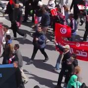 Les Tunisiens marchent contre l'extrémisme