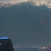 Un surfeur chute d'une vague de 13 mètres et s'en sort indemne
