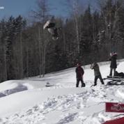 A 8 ans, il est le plus jeune snowboarder à réussir un double backflip