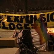 Paris : Deuxième Nuit Debout pour les Indignés de la place de la République