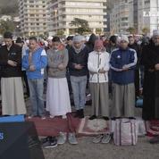 Afrique du Sud : les musulmans prient pour la fin du Ramadan
