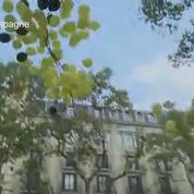 Barcelone : des ballons dans le ciel en hommage aux victimes