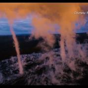 Hawaï : les images rares de volutes de lave d'un volcan en éruption