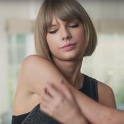 Taylor Swift rappe et chute dans une publicité Apple