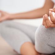 Endométriose : soulager la douleur grâce à l'ostéopathie, la méditation et la sophrologie