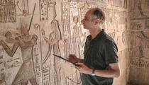 Deux cents ans après Champollion, apprendre l'égyptien ancien comme une langue vivante