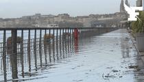 Grandes marées : les images impressionnantes de la Garonne qui déborde sur les quais à Bordeaux