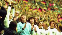 Foot : Bernd Hölzenbein, champion du monde 1974, est décédé à 78 ans