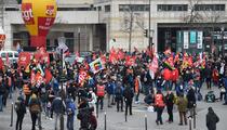 Bercy promet des garanties aux salariés de la Sam venus manifester à Paris