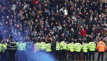 Coupe d'Angleterre : incidents en tribunes durant le derby à West Bromwich, suspendu