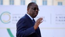 Sénégal : le président Sall réitère son intention de quitter le pouvoir comme prévu le 2 avril