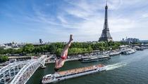 Gary Hunt, l’artiste de haut vol, plonge de 27 mètres dans la Seine