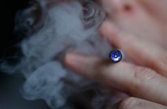 Premier pas vers l'interdiction de l'e-cigarette aux mineurs