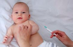 Protéger les bébés de la coqueluche en vaccinant les parents