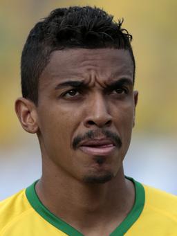 Luiz Gustavo - Brésil - Fiches joueurs - Football