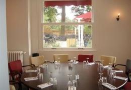 Le Figaro Poulette Asnieres Sur Seine 92600 Cuisine Francaise