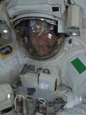 Monde: Un astronaute italien a failli mourir noyé dans son scaphandre...Il raconte