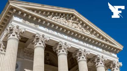 Un magistrat parisien mis en examen pour viol et violences par conjoint