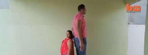 L’homme le plus grand du Brésil épouse une femme de 82 cm de moins que lui