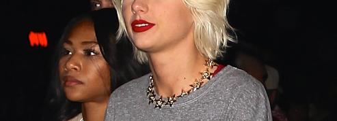 Taylor Swift inaugure sa nouvelle coupe à Coachella