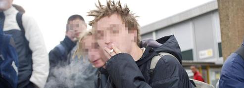 Les lycéens fument moins de tabac, mais autant de cannabis