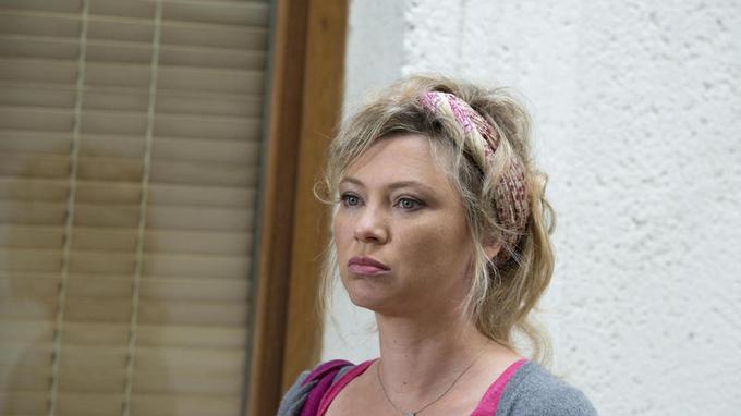 Candice Renoir L Habit Ne Fait Pas Le Moine Candice Renoir – Saison 2 – Episodes de la Série TV