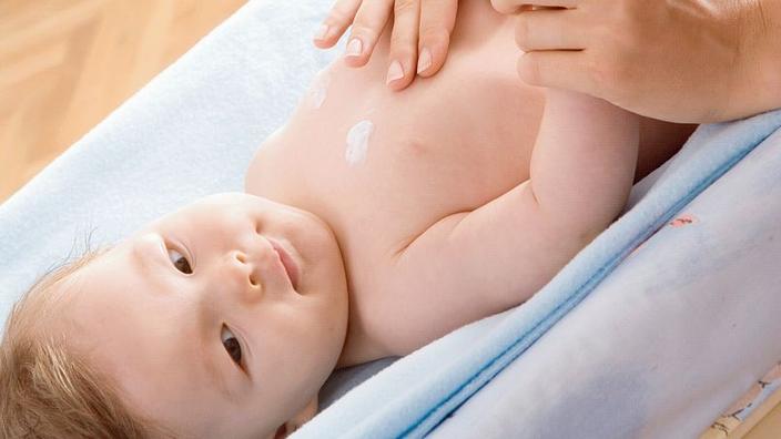 La Peau De Bebe N Aime Pas Les Cosmetiques