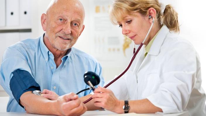 hypertension attention au traitement chez les plus ages