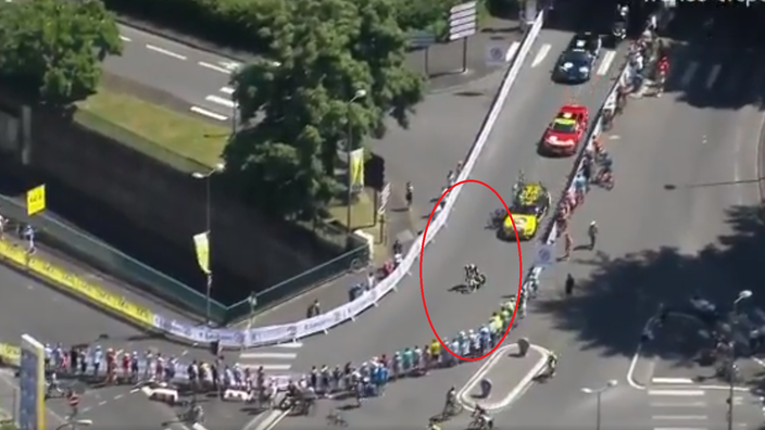 Tour De France 2019 Wout Van Aert Victime D Une Lourde Chute