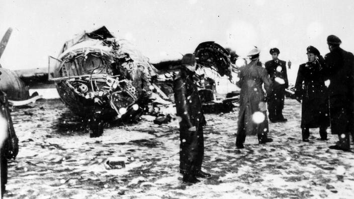 Manchester United Le Crash De Munich Hante Toujours Les Survivants 60 Ans Apres Angleterre Etranger Football