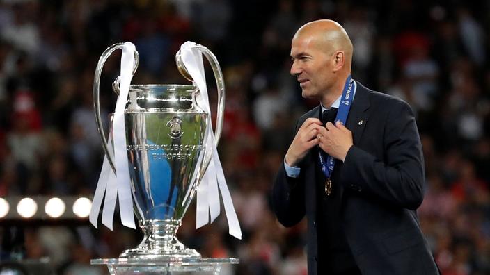 Zinedine Zidane Officiellement De Retour Au Real Madrid Espagne