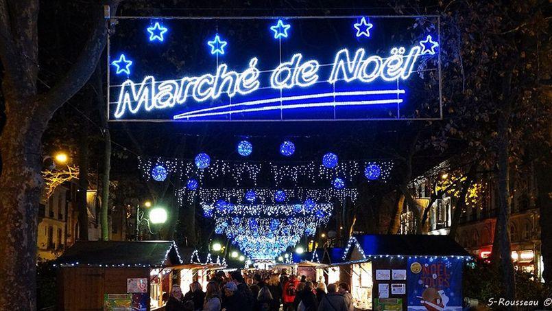 Decoration De Noel Ville Tours Decoration De Noel Ville Tours
