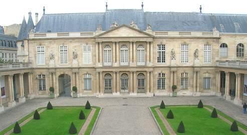 Depuis deux cents ans, les Archives nationales sont conservées à l'hôtel particulier de Soubise (ci-dessus), situé en plein cœur du Marais à Paris. Crédit photo : Archives nationales.