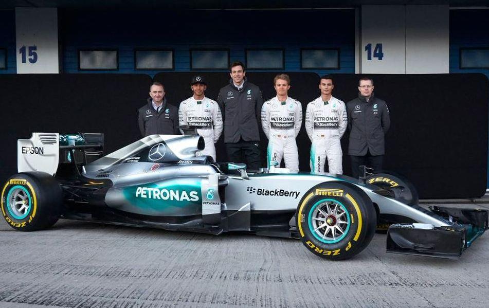 Mercedes heureux de reprendre le travail - Formule 1 ...