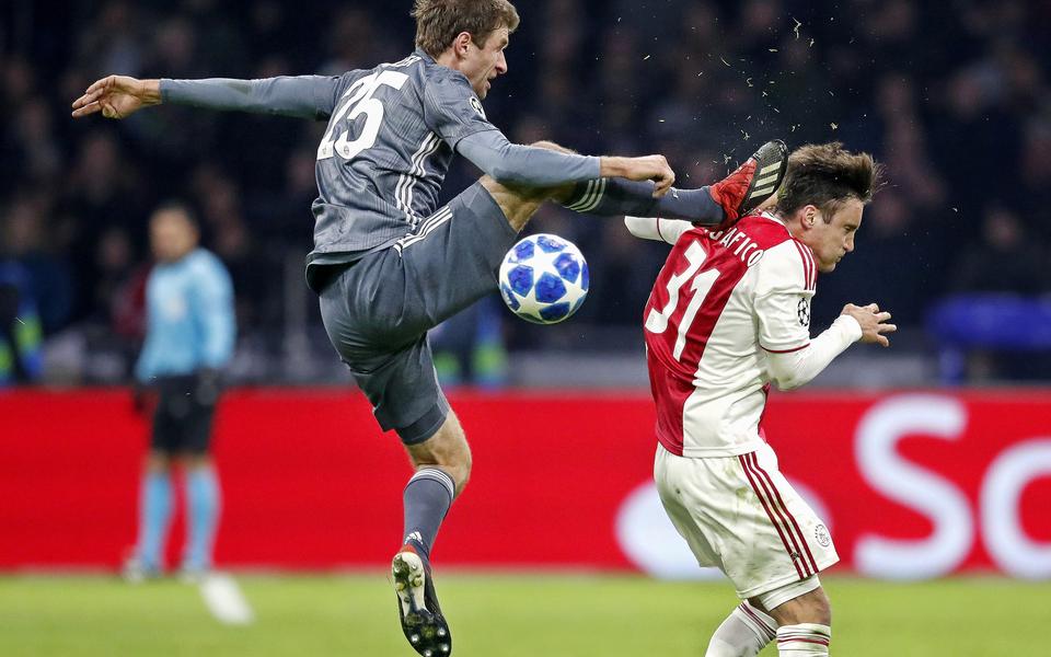 Arte Dans La Tete Des Champions Le Bayern Munich garde la tête de justesse - Ligue des champions - Football