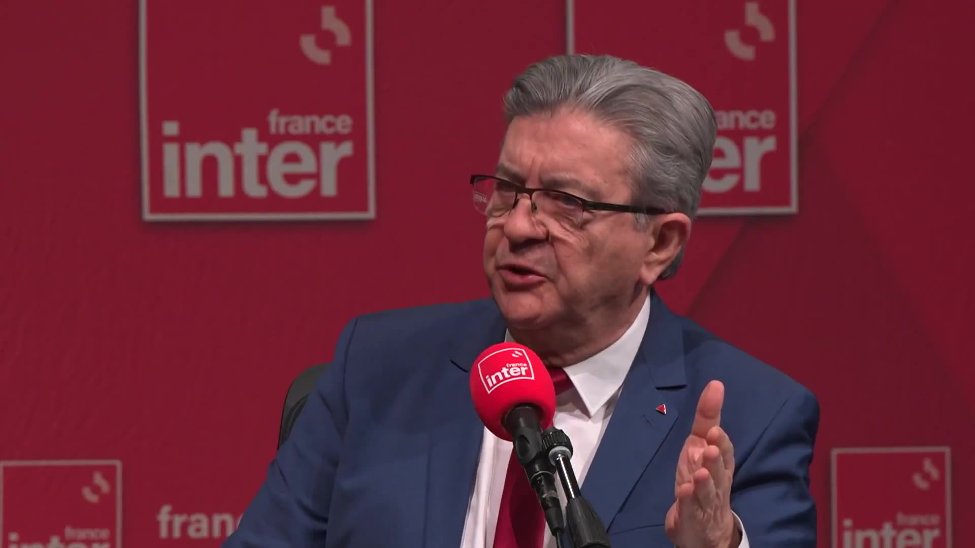 Le réarmement n'est pas «la priorité», c'est le «réchauffement climatique», défend Jean-Luc Mélenchon