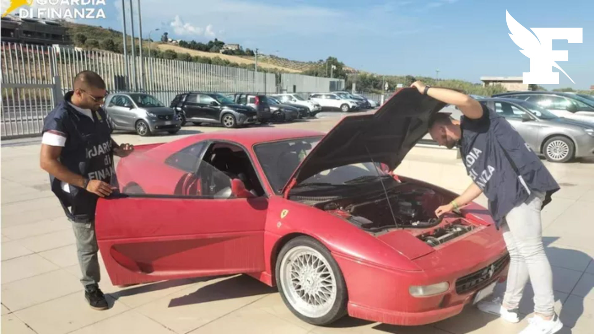 Un Italien poursuivi pour contrefaçon après avoir entièrement transformée une Toyota afin d'imiter une Ferrari F355 GTS