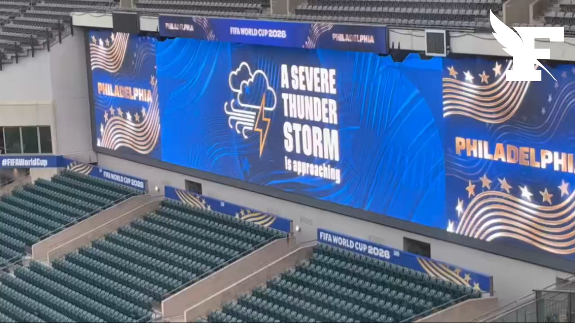 Les images des annonces dans le stade de Philadelphie avant France-Irak