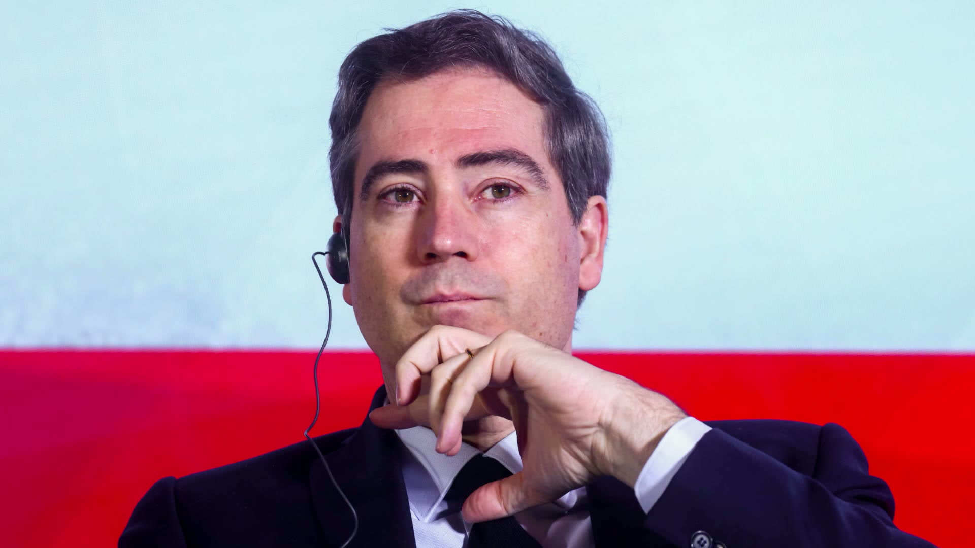 «Quand on n’a aucune chance, il faut la saisir» : Un ancien ministre d’Élisabeth Borne déclare sa candidature à la présidentielle