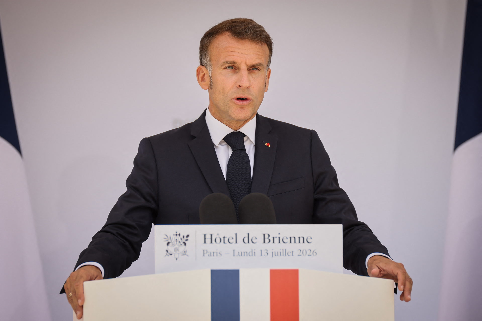 «Le patriotisme oui, le nationalisme jamais !» : la défense européenne plaidée par Emmanuel Macron