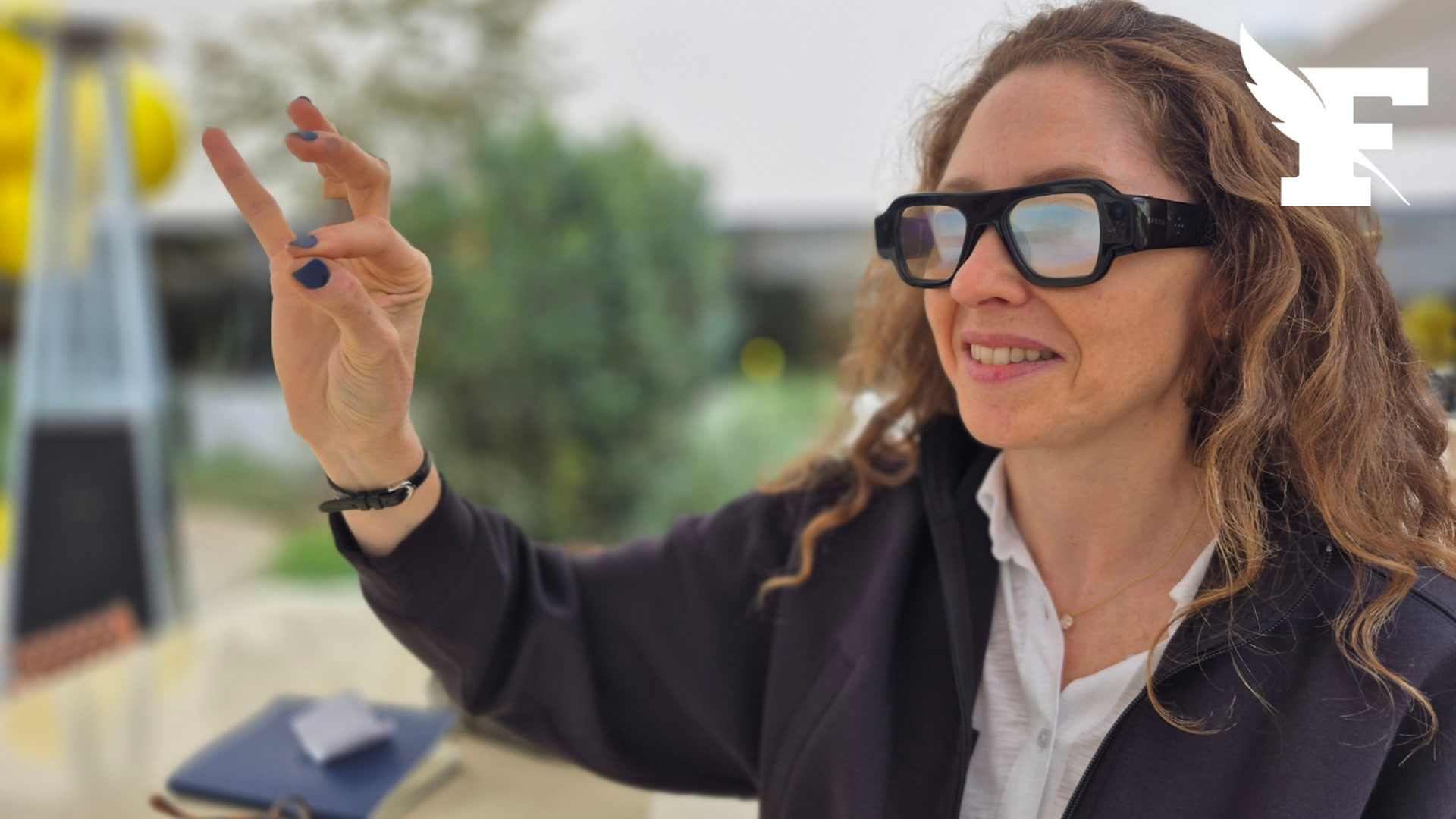 Snap dévoile ses nouvelles lunettes connectées de réalité augmentée, les «Specs»