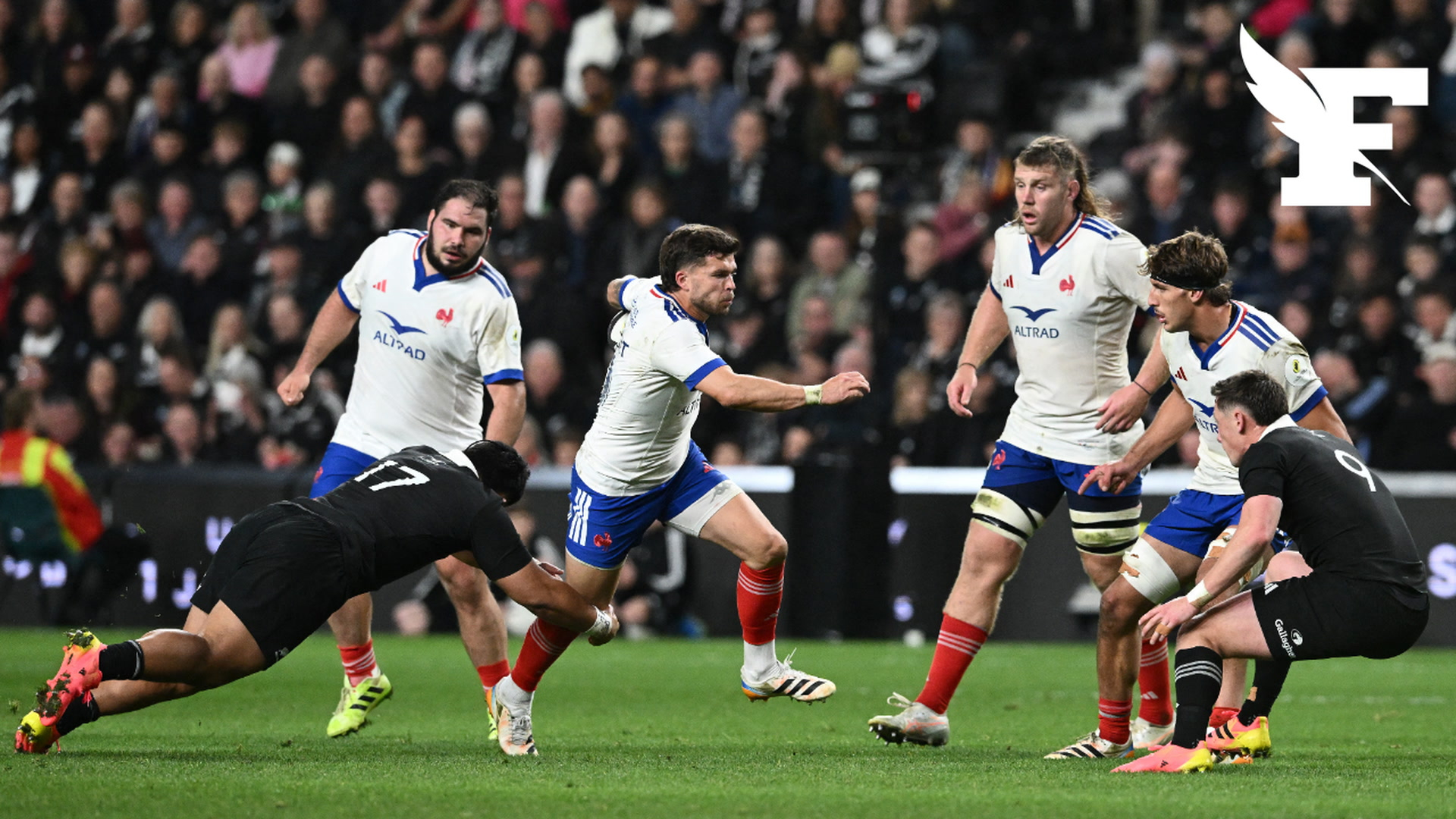 Le XV de France s'incline de justesse face aux All Blacks (34-32)