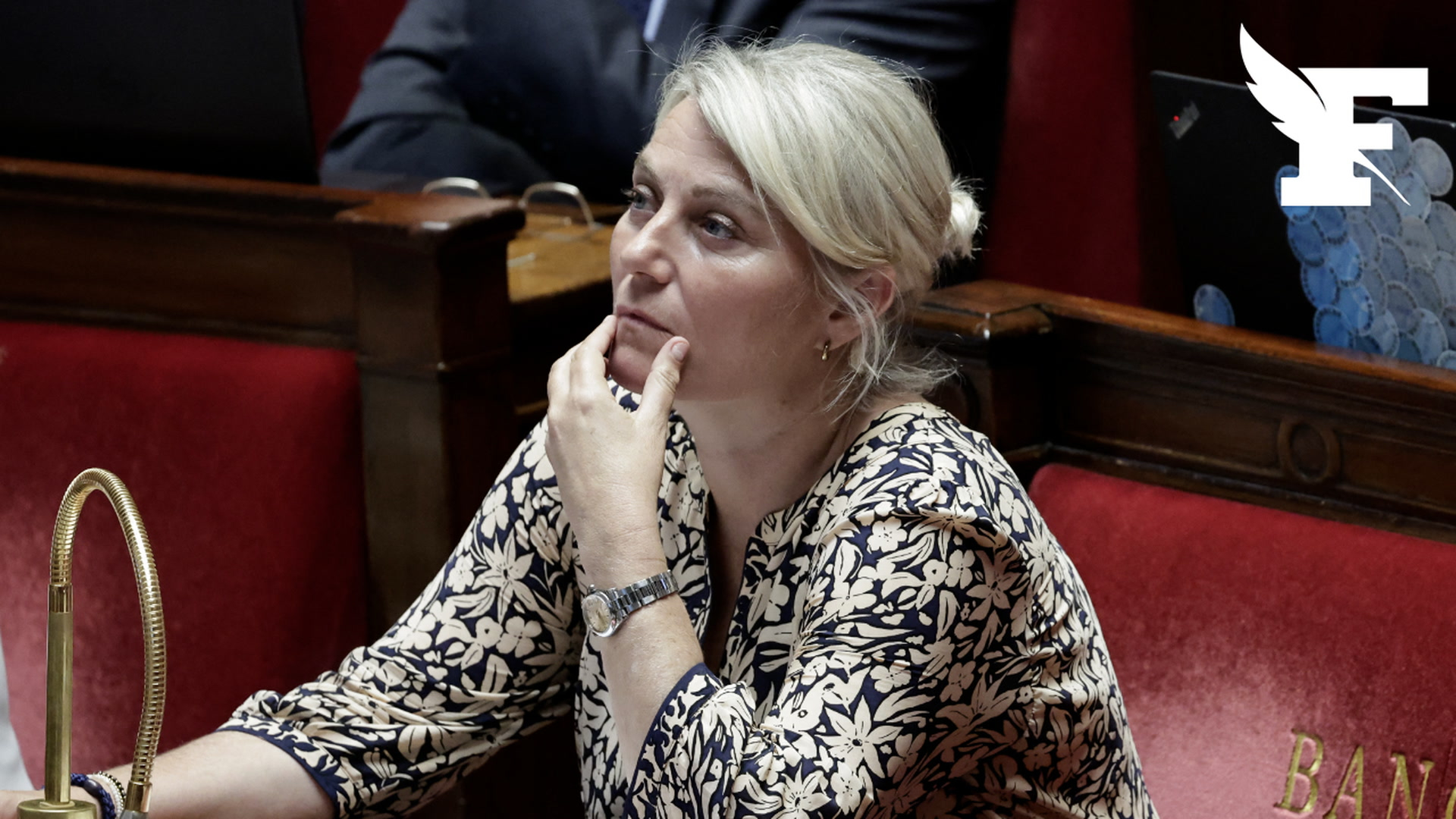 Incendies : «Nous avons plus 5 millions de masques FFP2 disponibles en pharmacie», annonce la ministre de la Santé